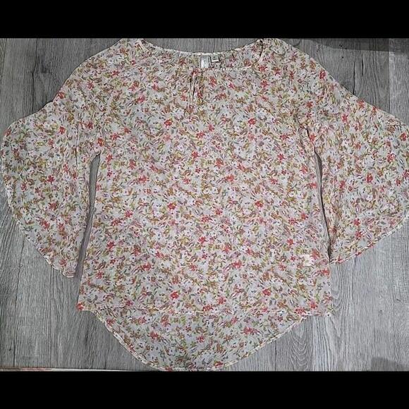 TACERA Floral-Ruffled Blouse Top Bell Sleeve Size M - Picture 1 of 3